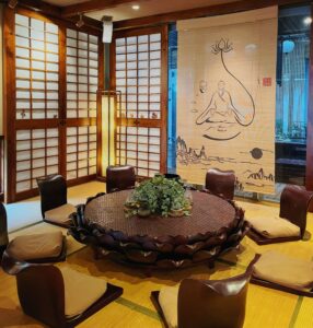 Gian phòng thưởng thức trà đạo tại Mangala Zen Garden