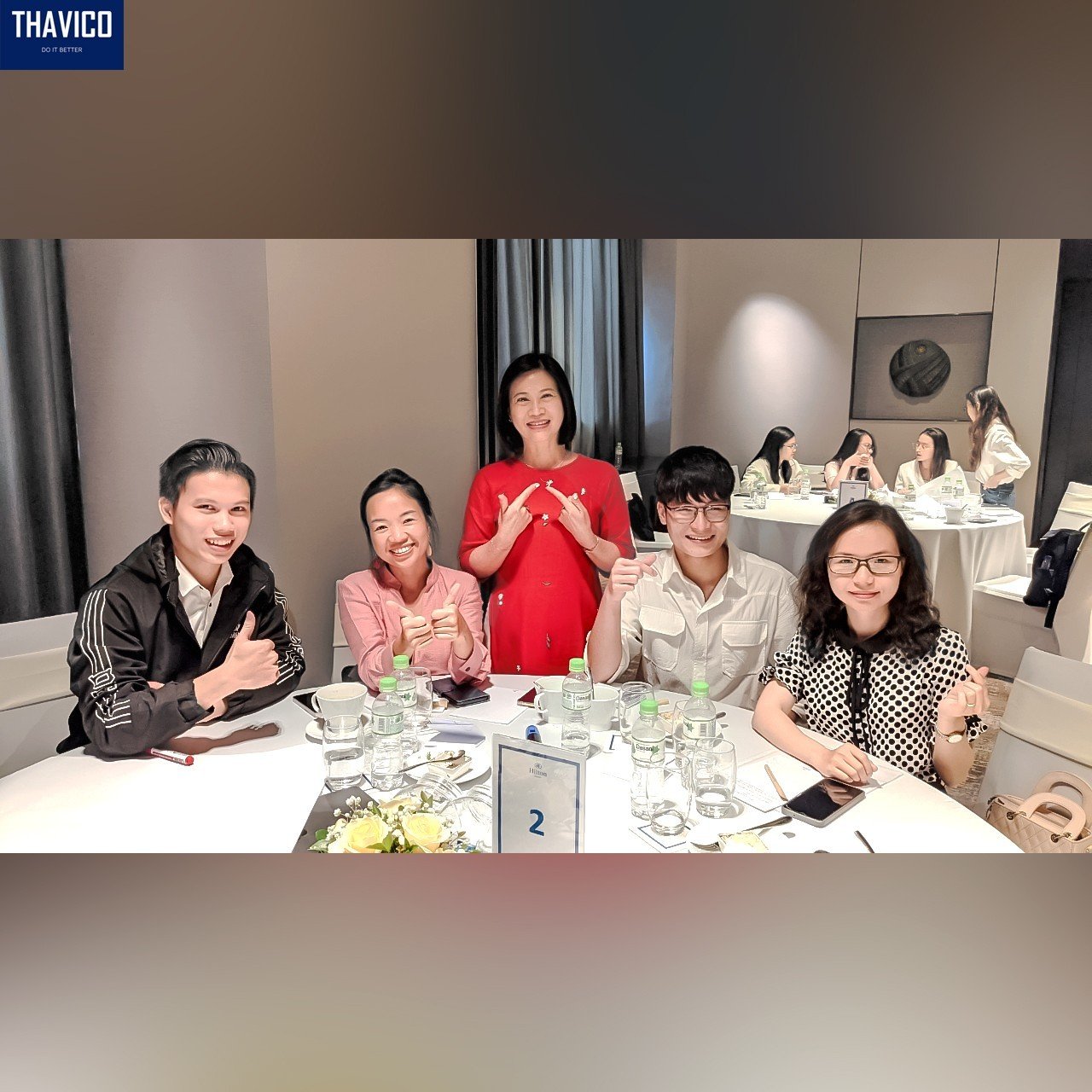 Nhóm 2 "Ưng quá chừng nè"