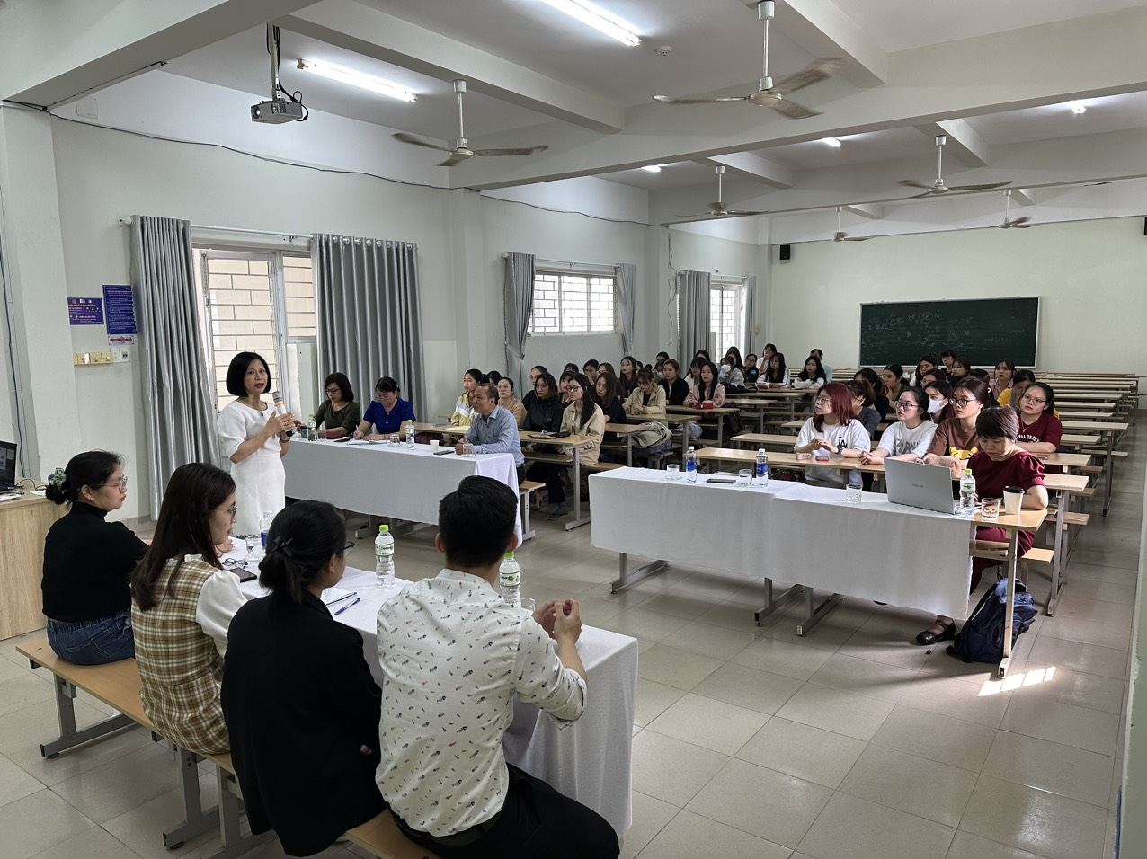 Học viên cần điều gì để có động lực chăm chú hơn vào bài giảng